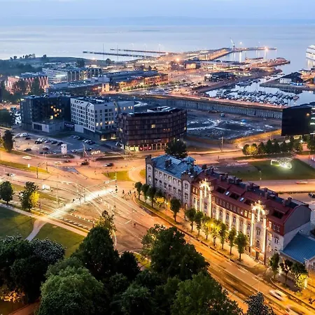 Korter Charming Old Town View *